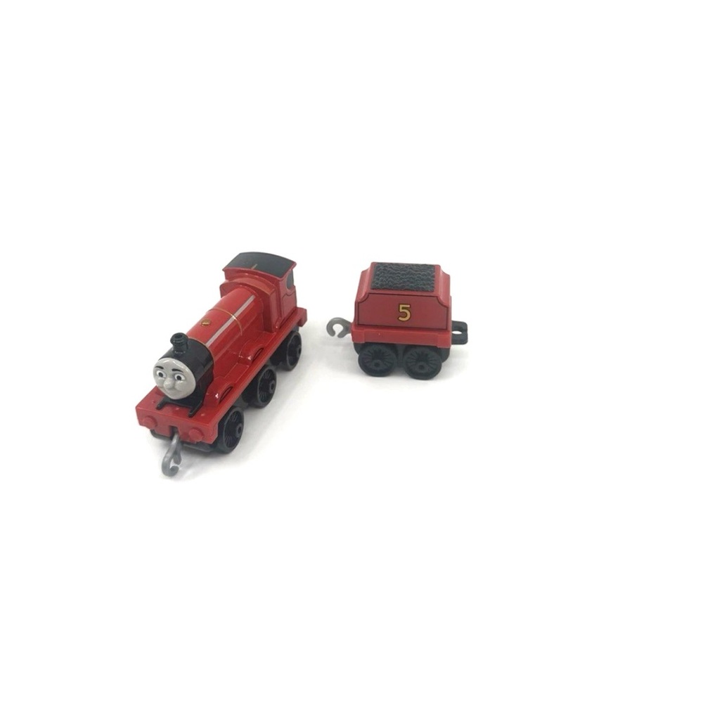 JAMES - THOMAS FRIENDS TRAIN TRACKMASTER DIECAST PUSH ALONG 2018
